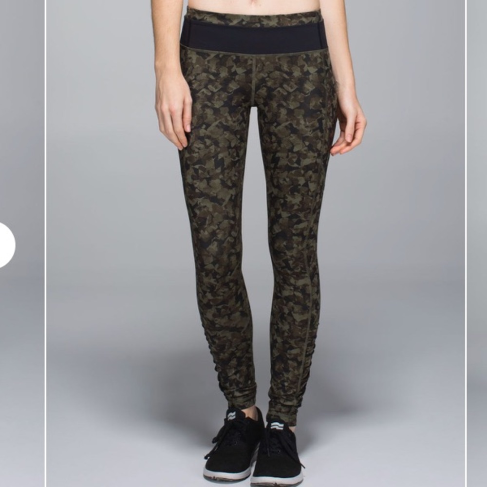 Lululemon Speed Tight III Mystic Jungle Fatigue